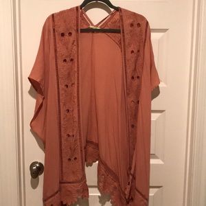 Gianni Bini kimono shawl
